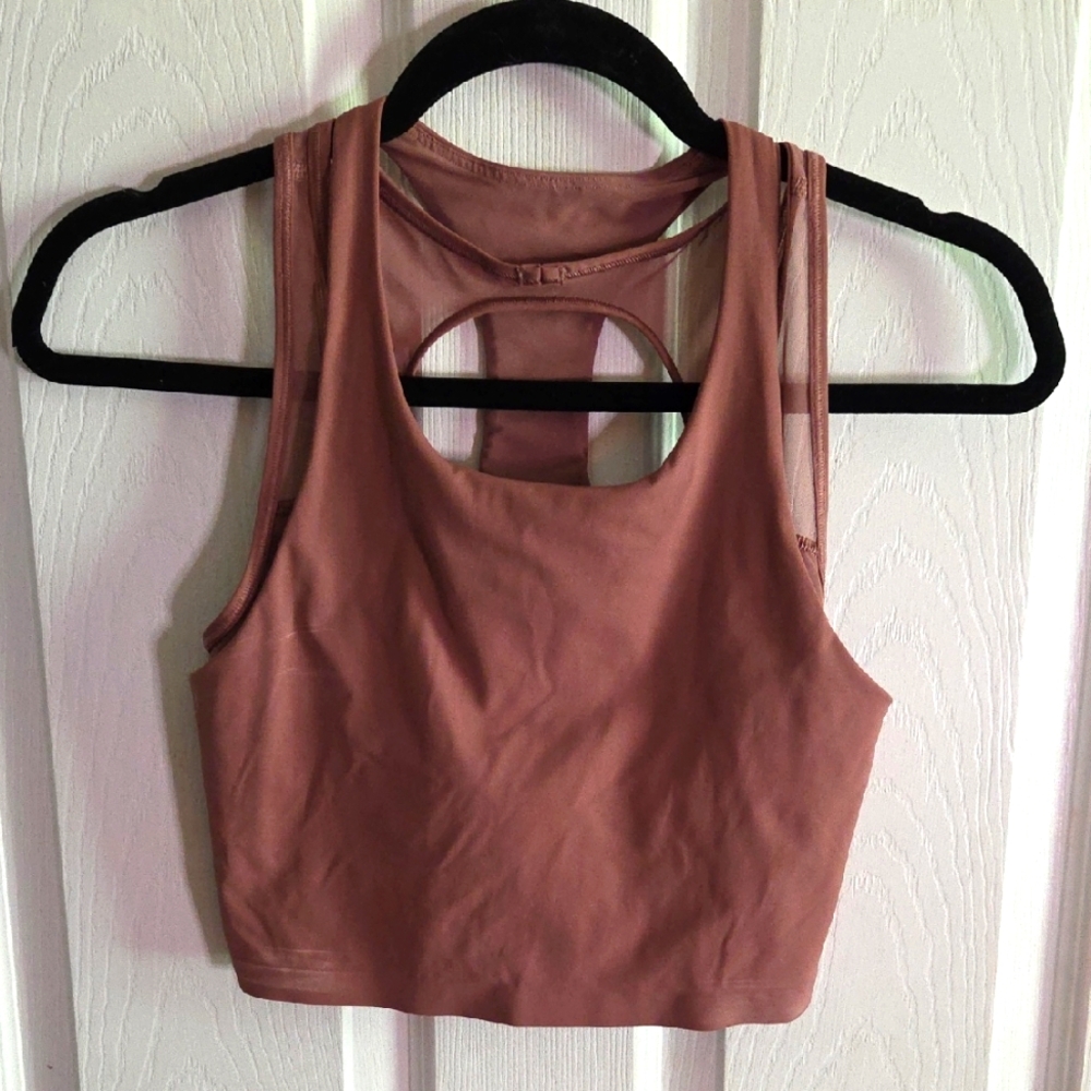 Lululemon Nude/Mauve Crop Top